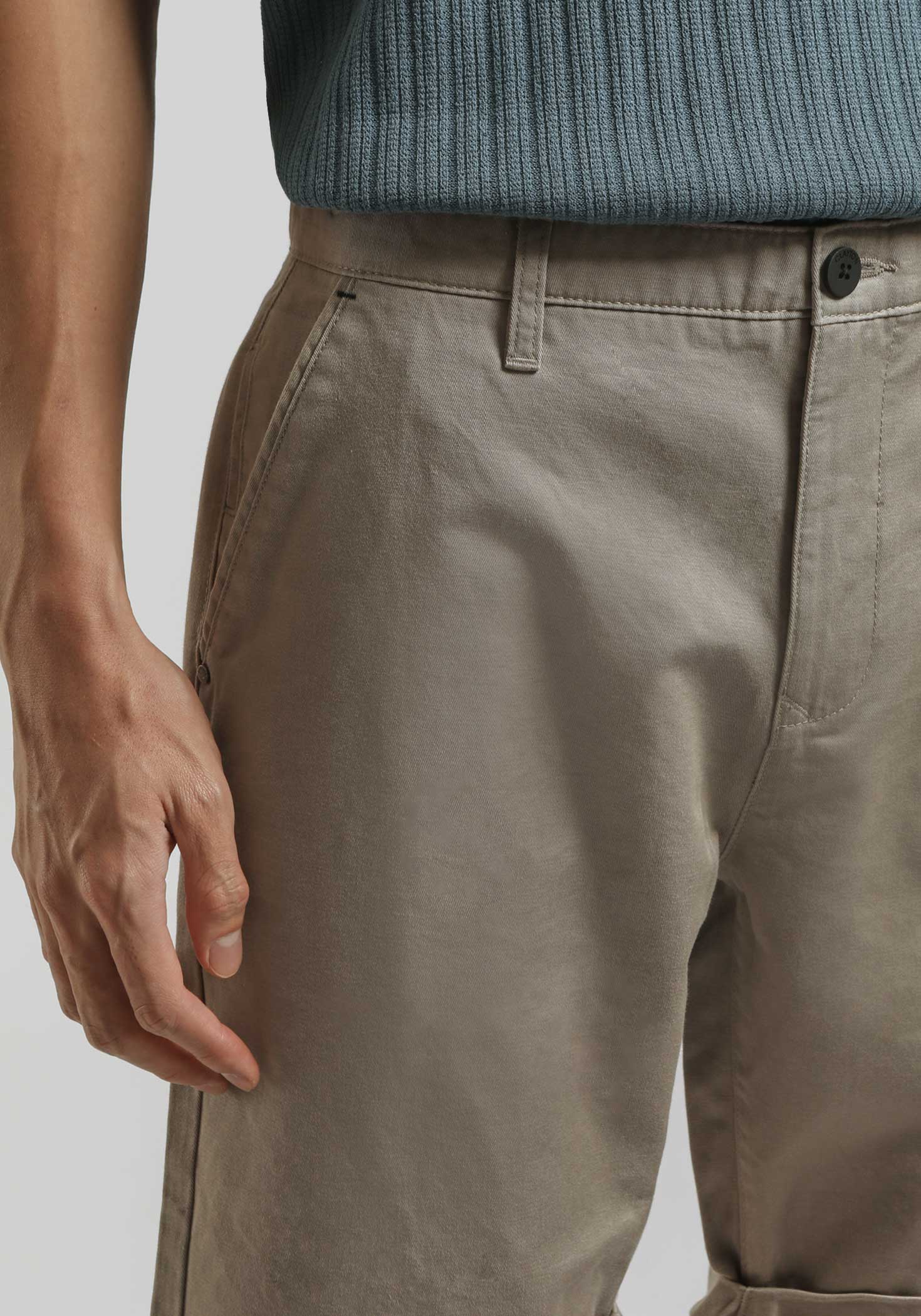 Bermuda chino in cotone - Image 3