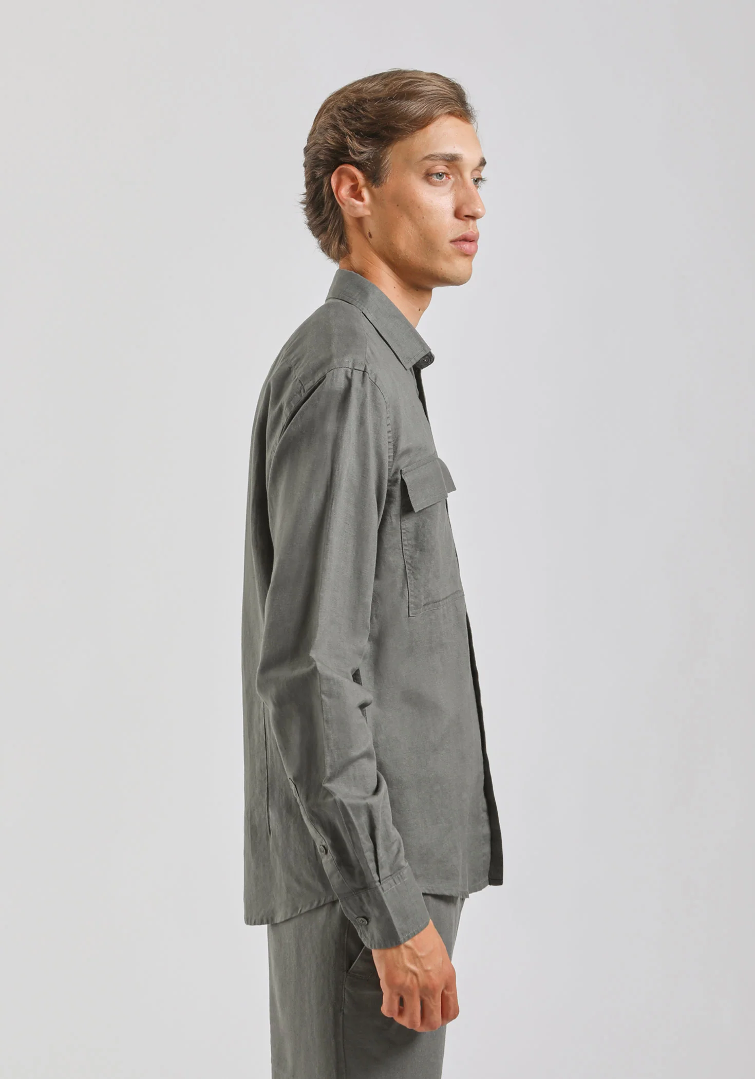 Camicia misto lino con tasconi - Image 5