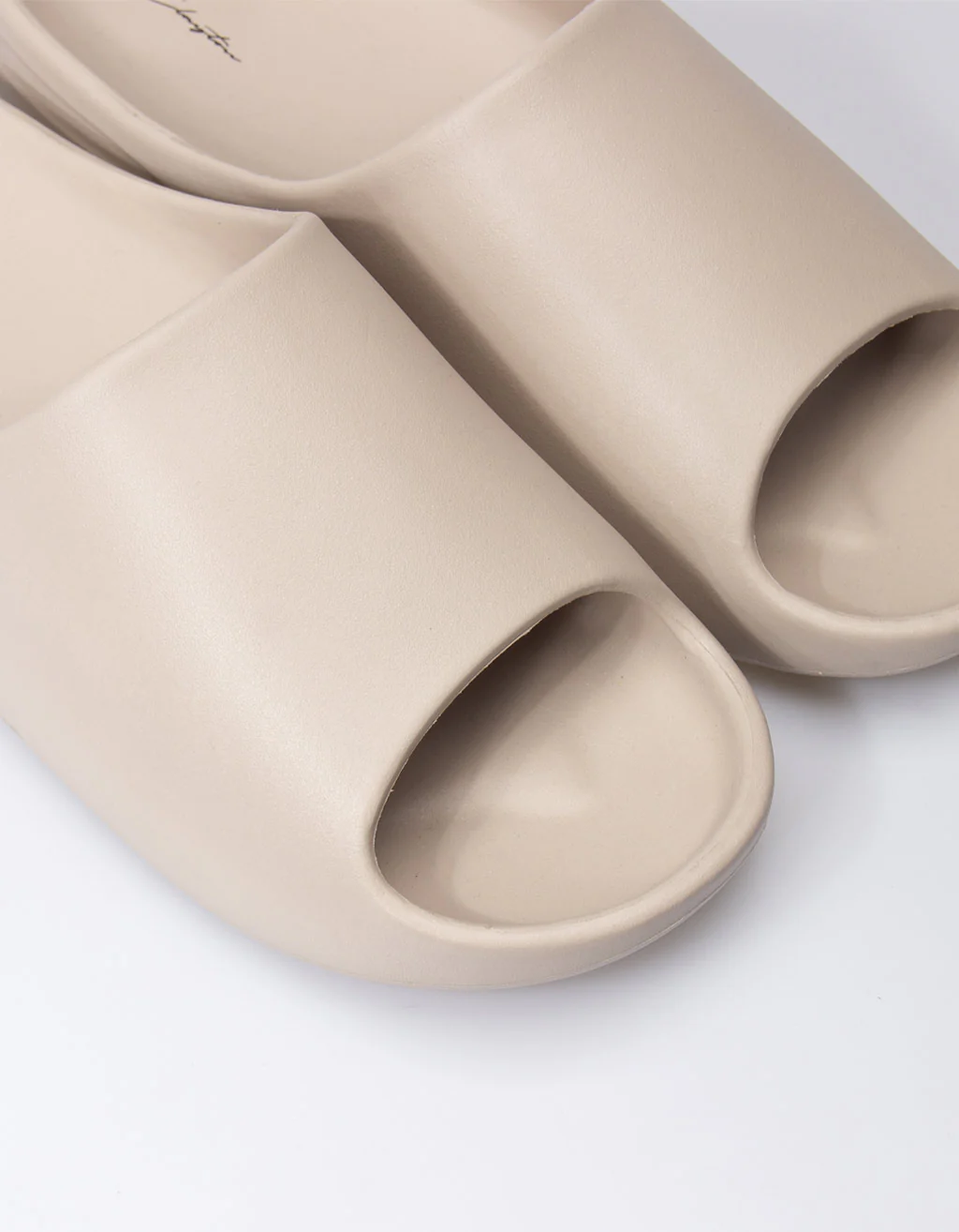 Ciabatte con suola oversize