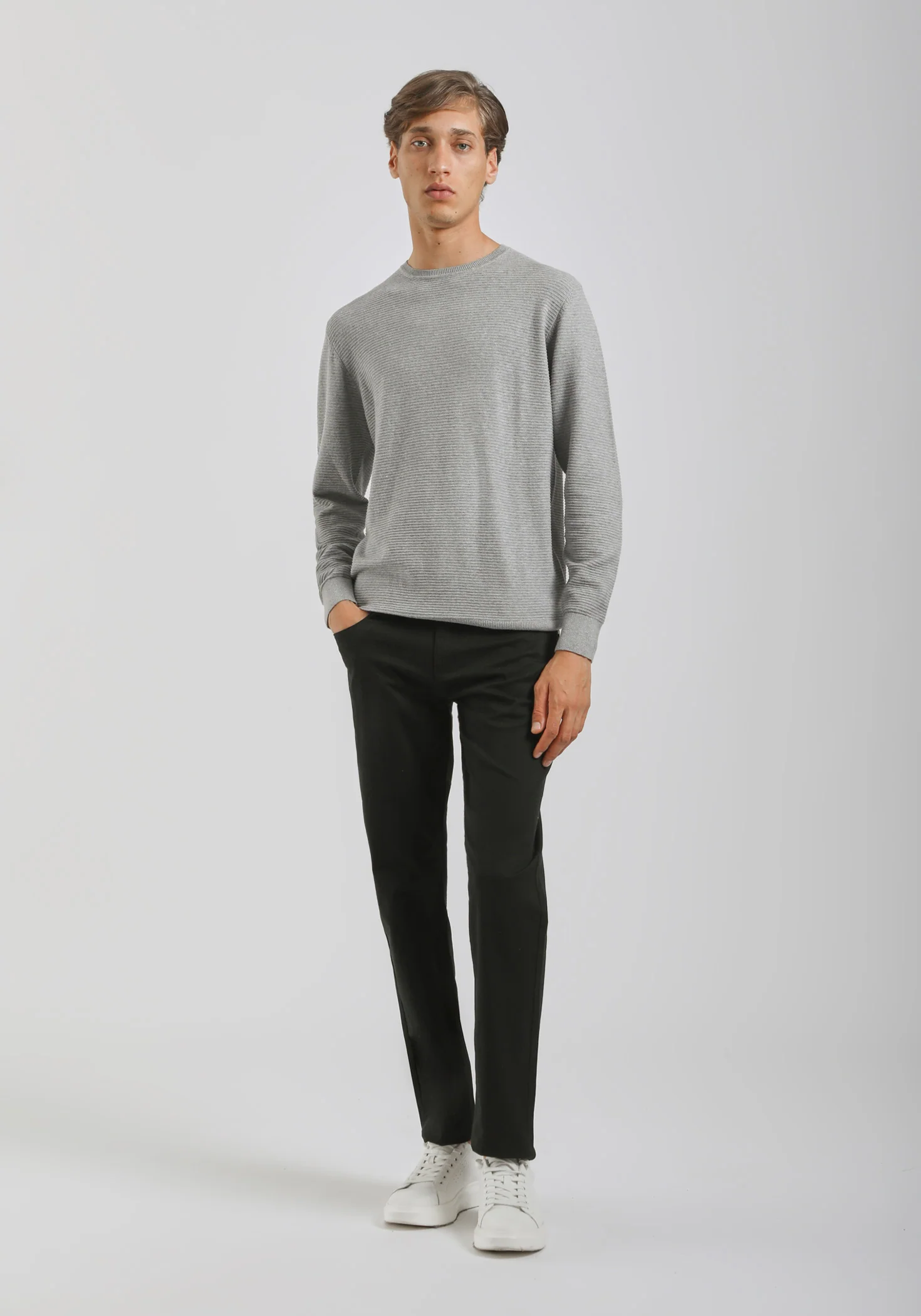 Maglia girocollo in cotone - Image 5