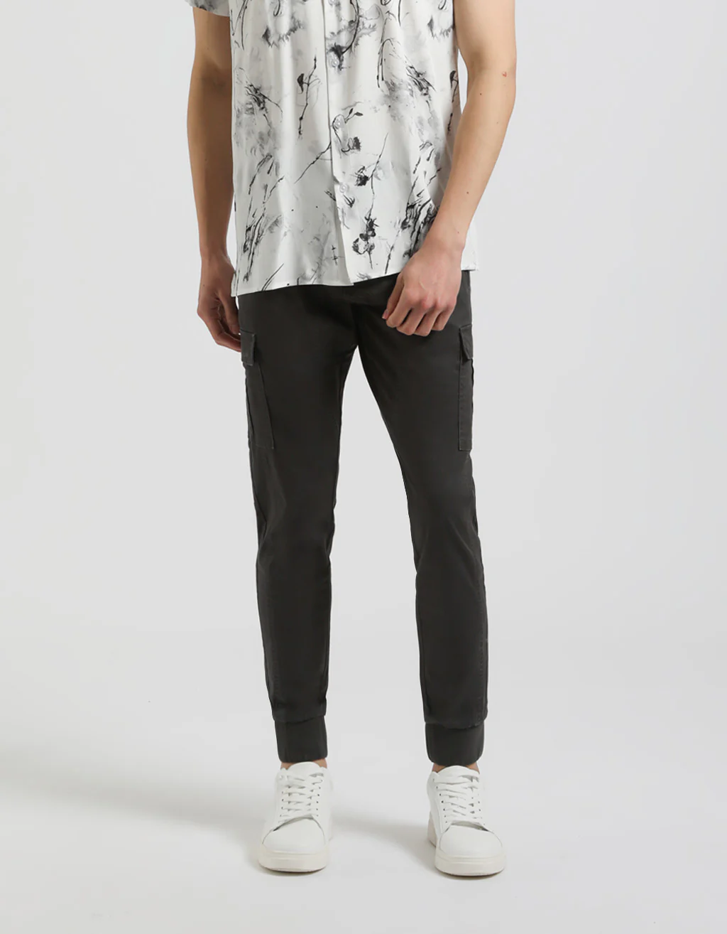 Pantaloni cargo in cotone - Image 2