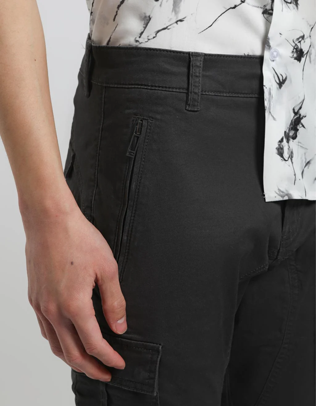 Pantaloni cargo in cotone - Image 4