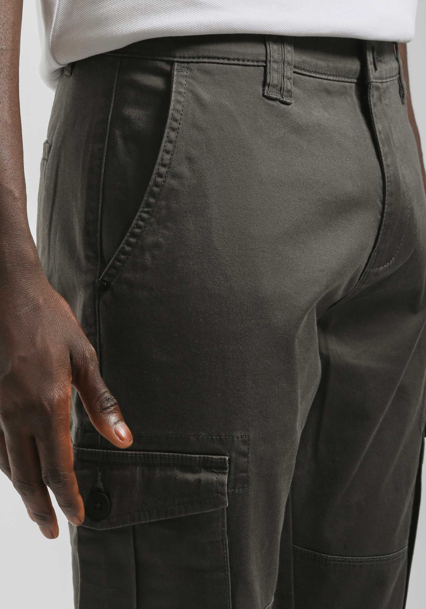 Pantaloni cargo in cotone - Image 3