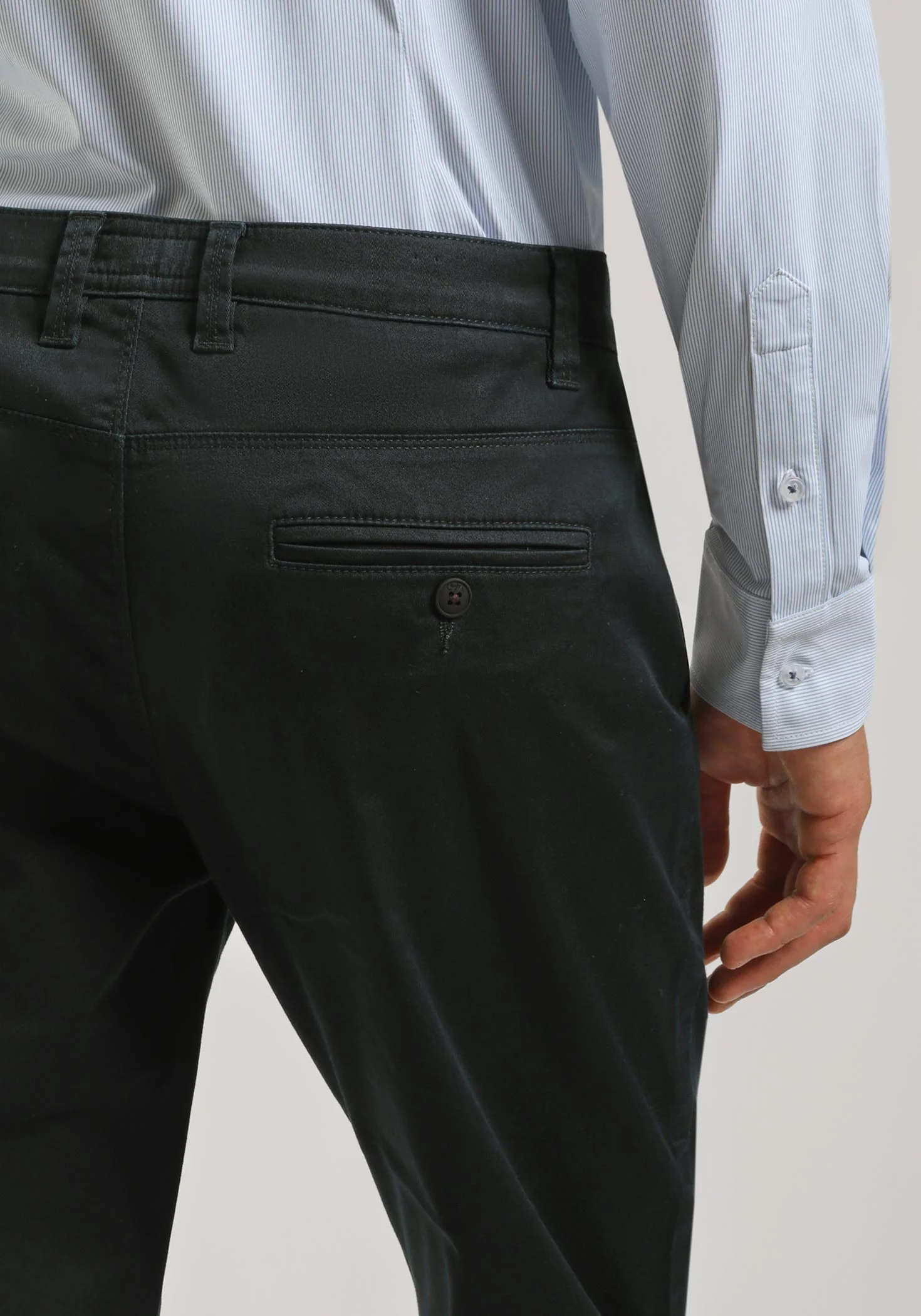 Pantaloni chino in cotone - Image 6