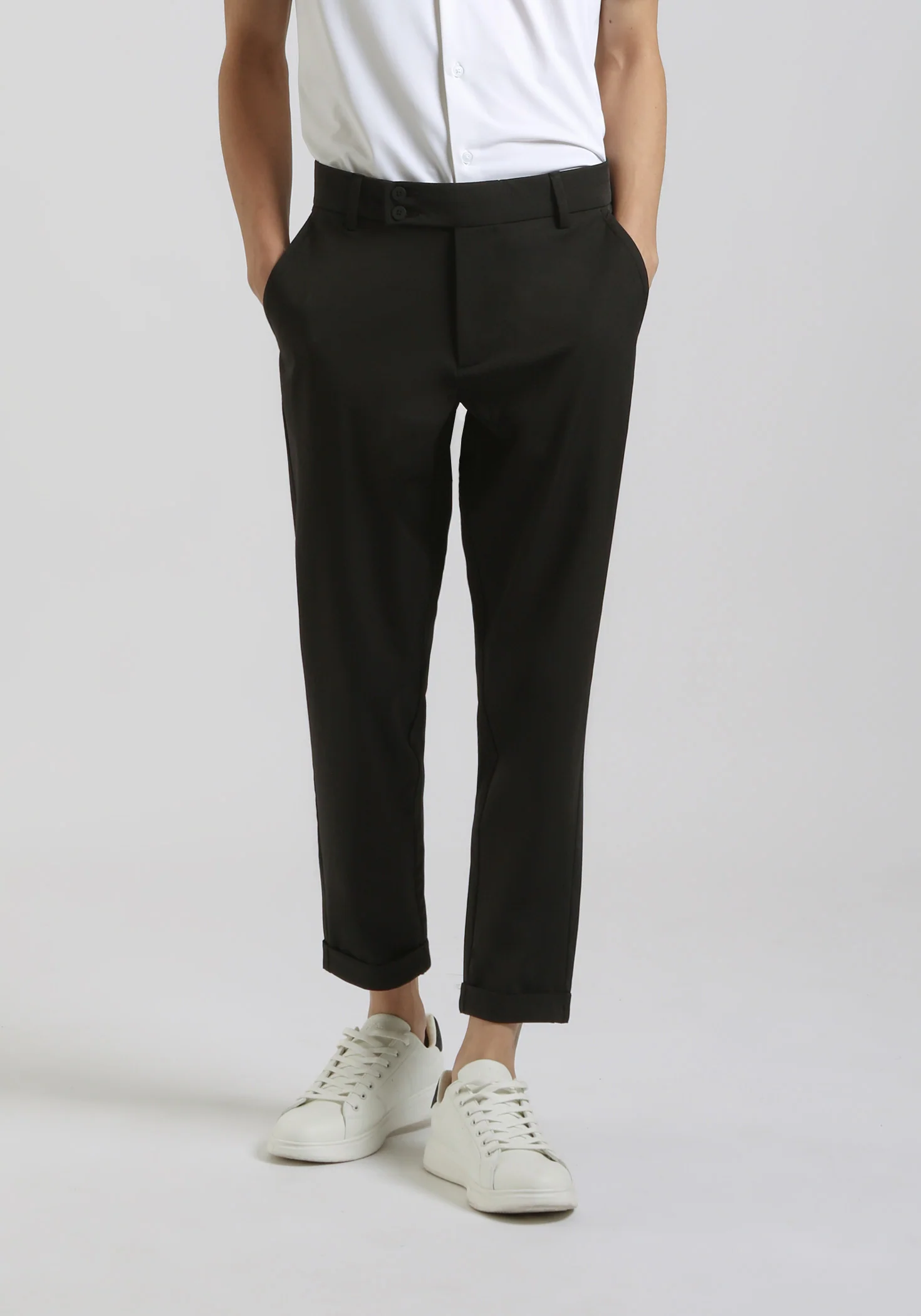 Pantaloni chino in nylon - Image 2