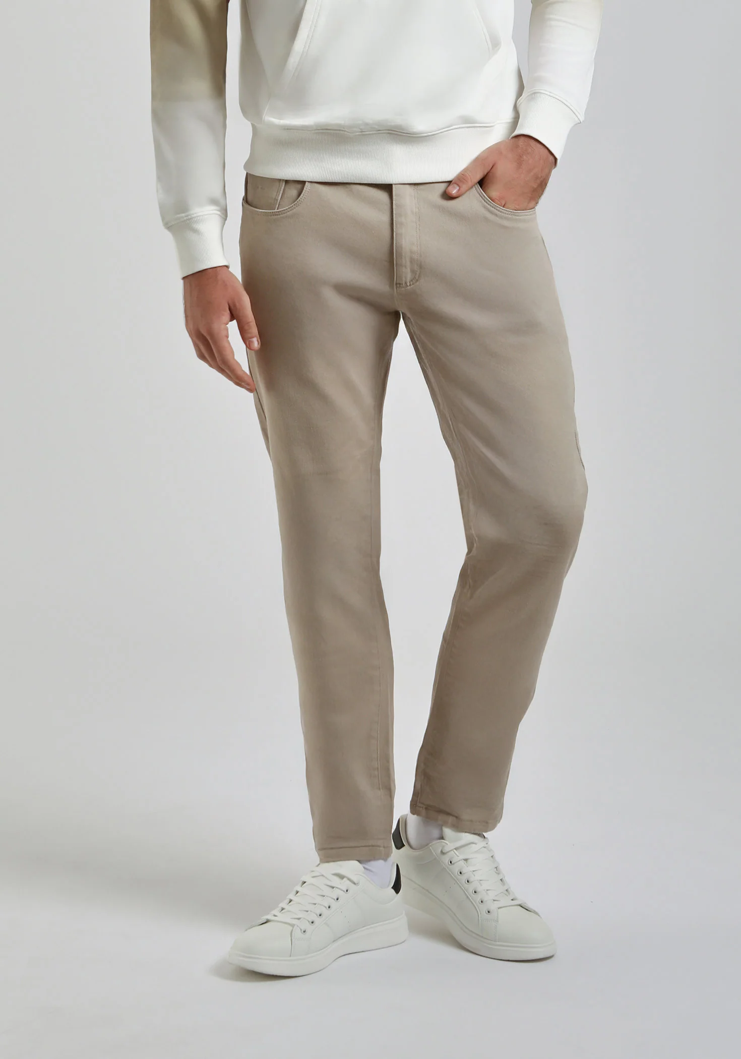 Pantaloni cinque tasche in cotone - Image 4