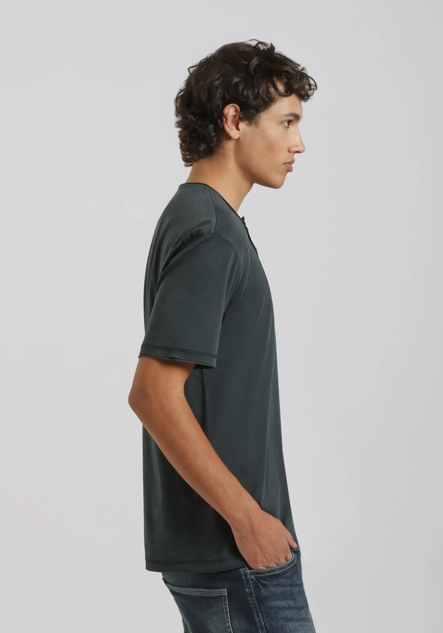 T-shirt collo serafino - Image 5