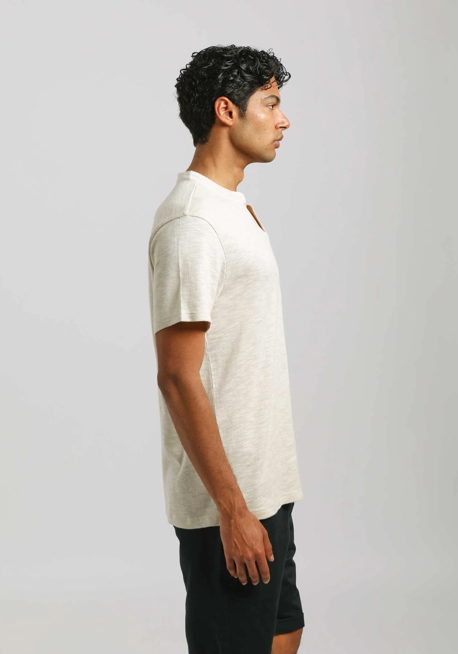 T-shirt con scollo a V - Image 3