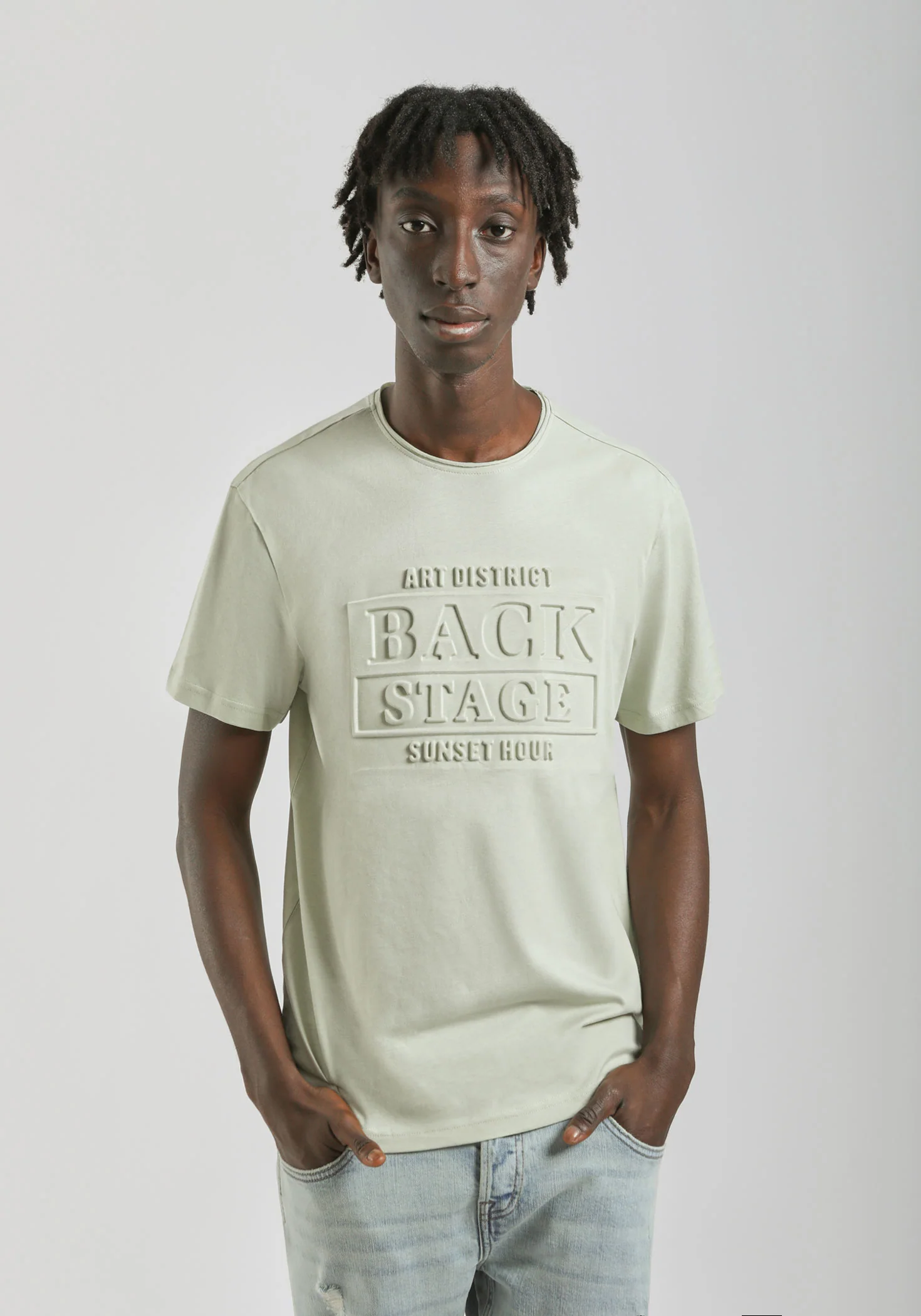 T-shirt con stampa a rilievo