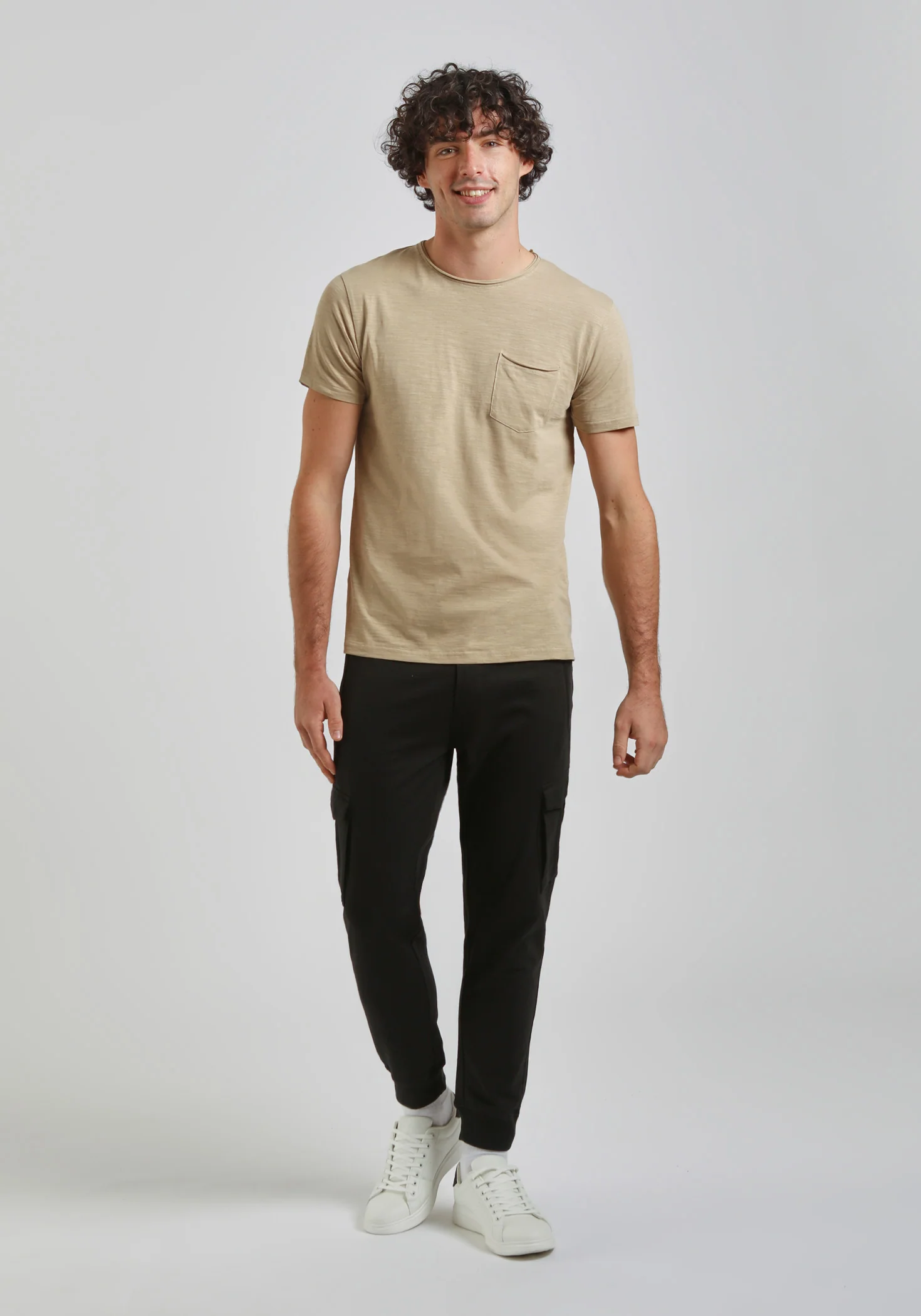 T-shirt con taschino - Image 5
