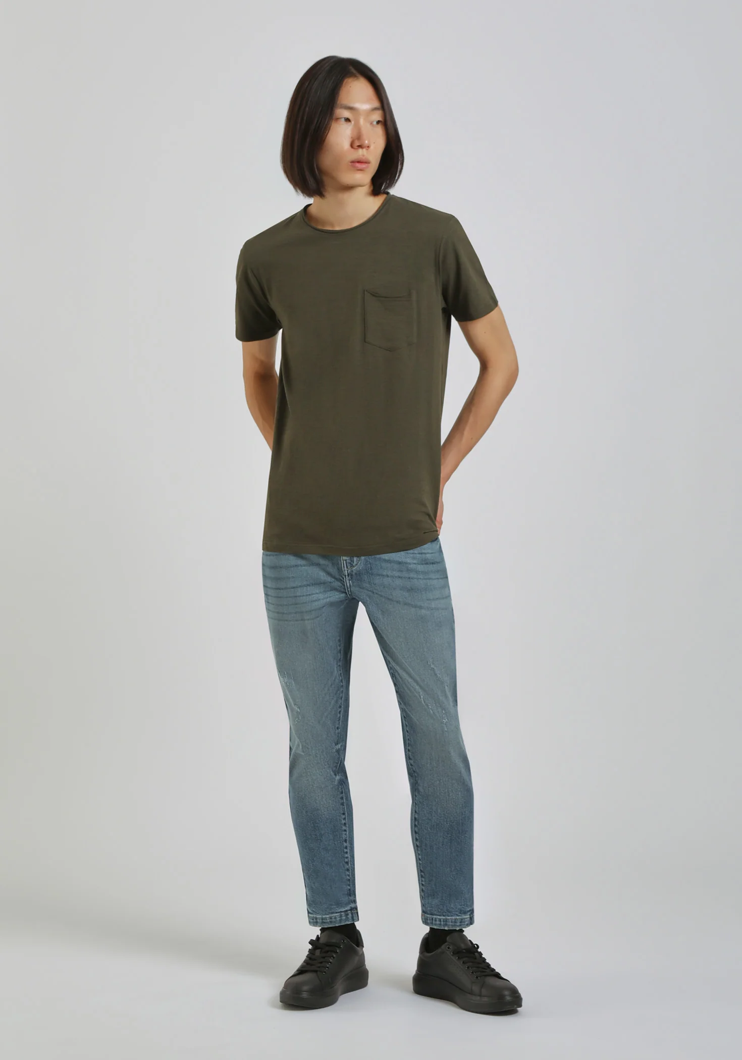 T-shirt con taschino - Image 5
