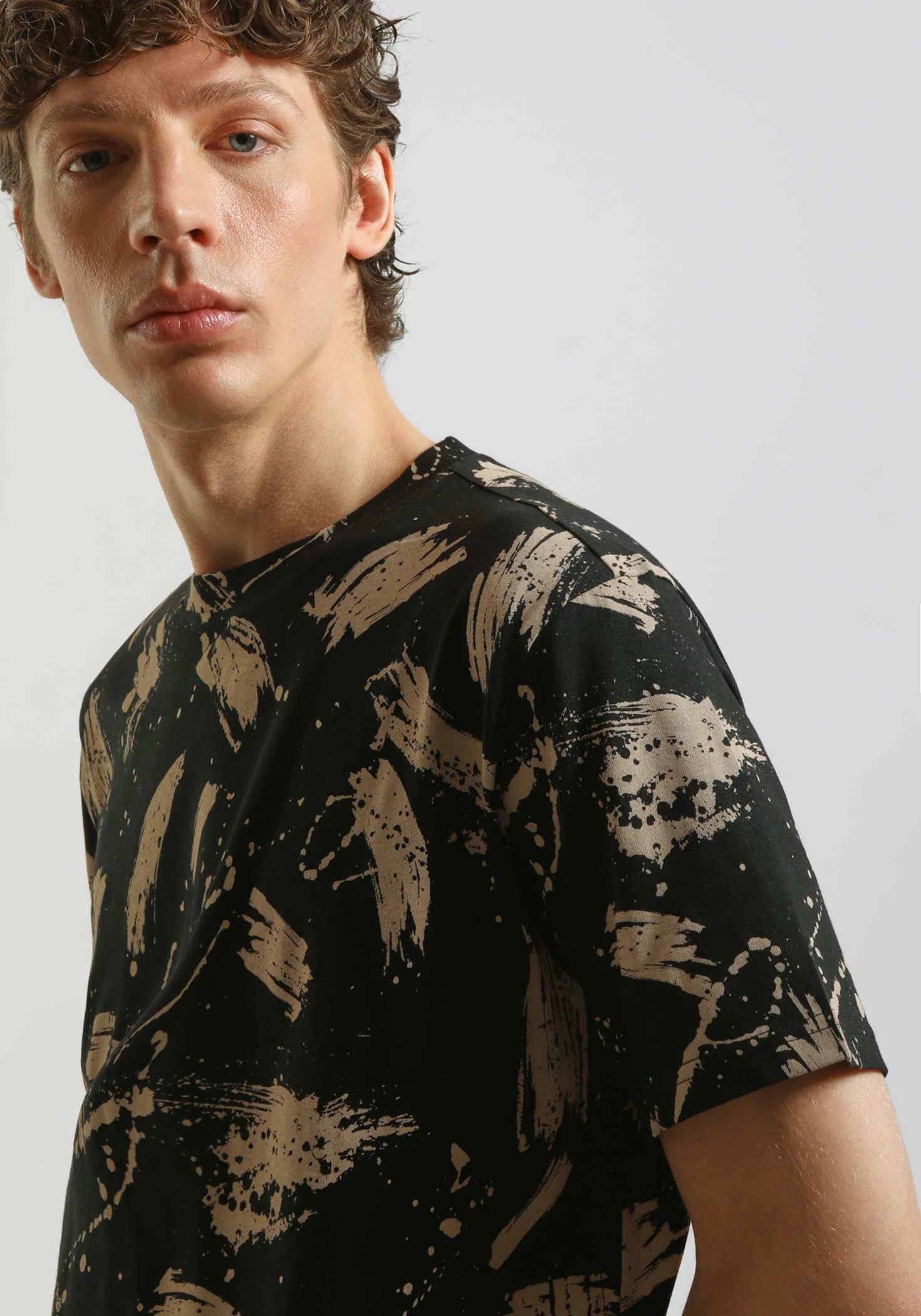 T-shirt fantasia 100% cotone - Image 2